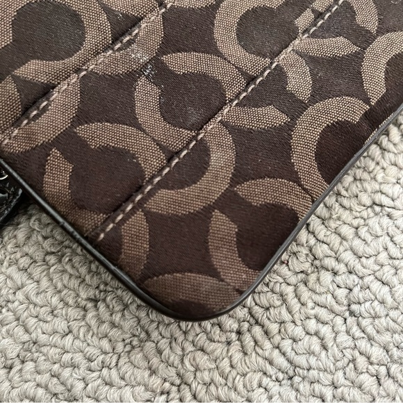 COPY - Coach Wristlet - Picture 4 of 8